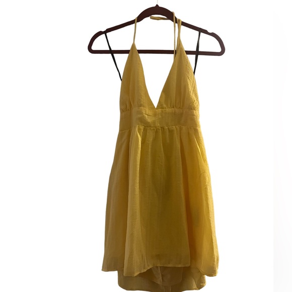 Forever 21 Dresses & Skirts - Open back halter mini dress